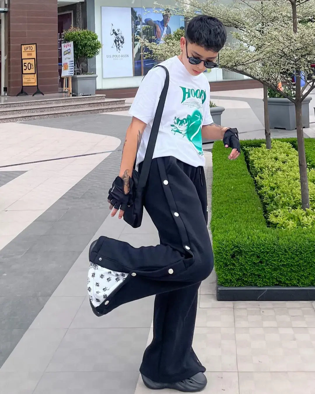 Bandana Baggy Pants | Snap Button Versatility Meets Streetwear Style