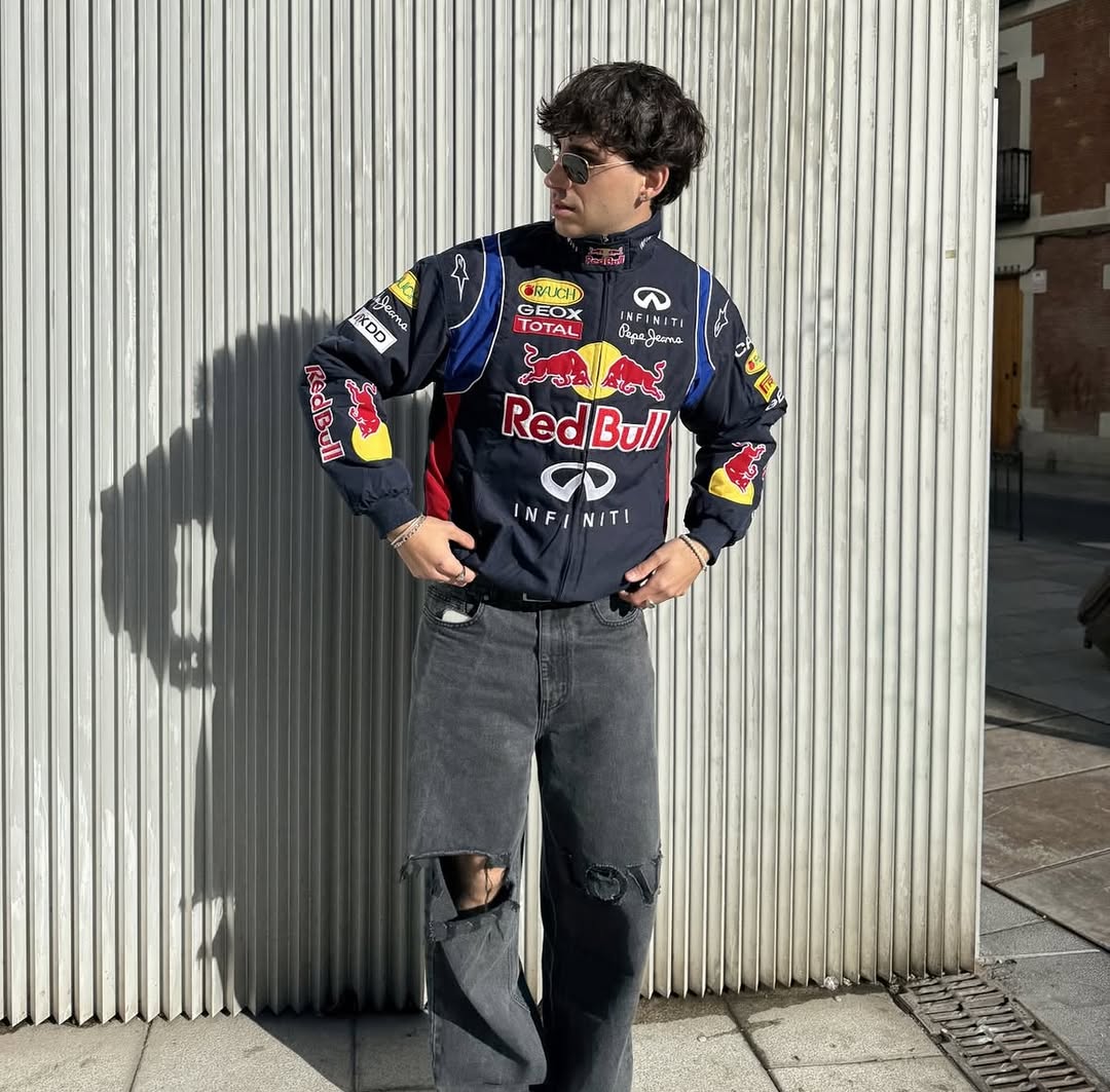 Red Bull Vintage Embroidered Jacket – Classic Motorsport Icon