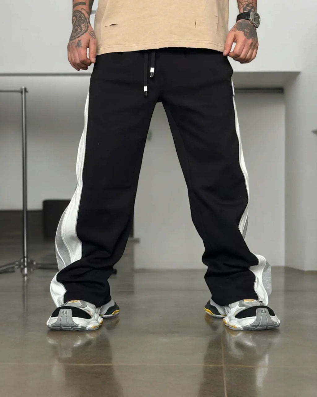 Grey Straight Fit Baggy Pants 3 Way Zip Up