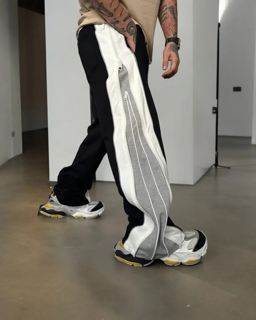 Grey Straight Fit Baggy Pants 3 Way Zip Up